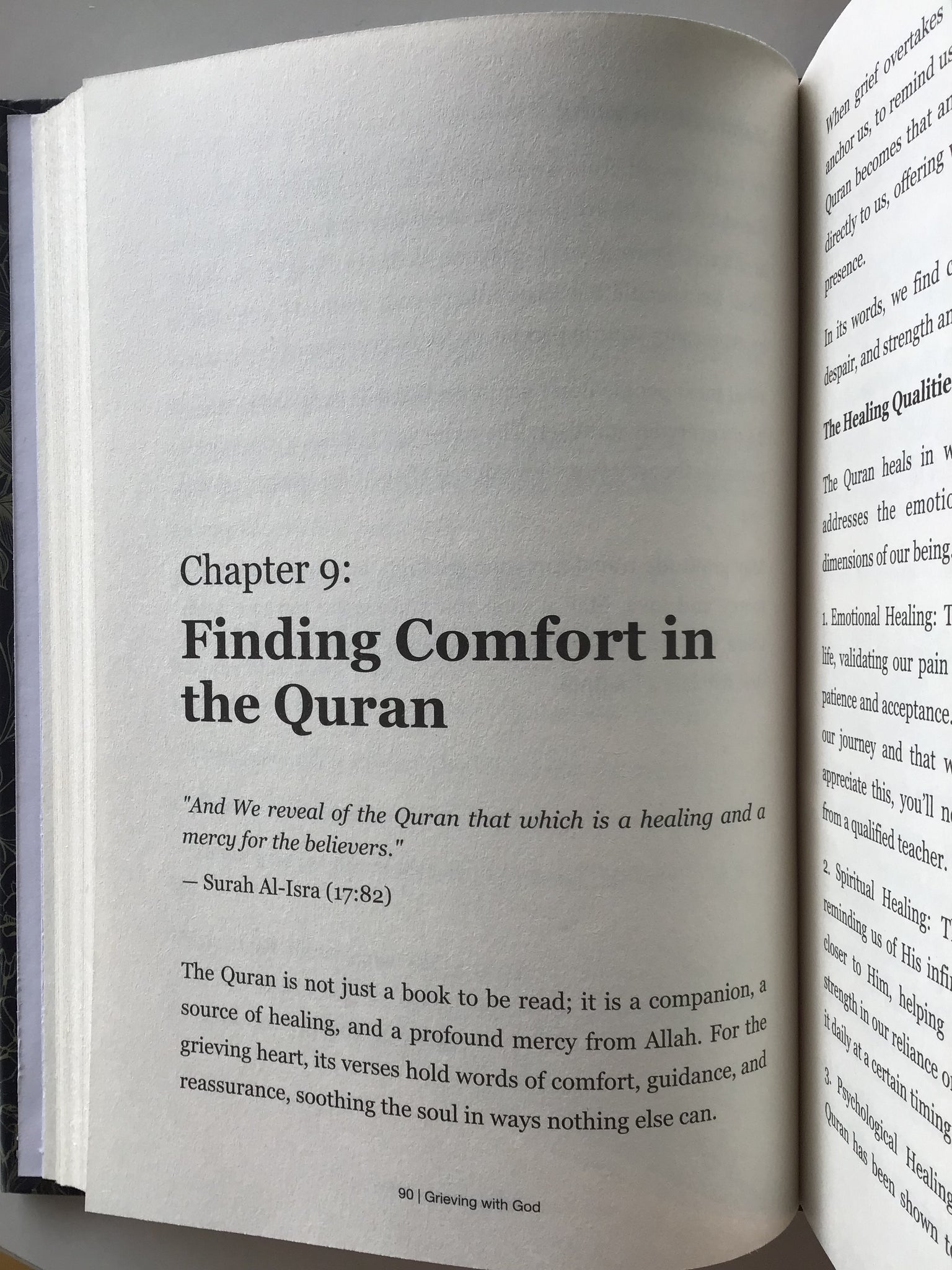 Grieving with God: Making Peace with Loss, Living with Grief, and Holding on to Faith (Blue)